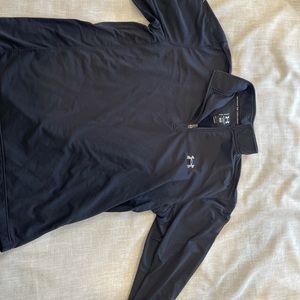 Under armor size L black athletic shirt